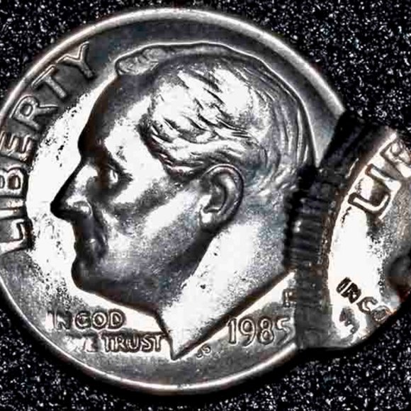 Hi, I'm Ben. I'm an Error and Variety specialist. - Picture 4 of 16